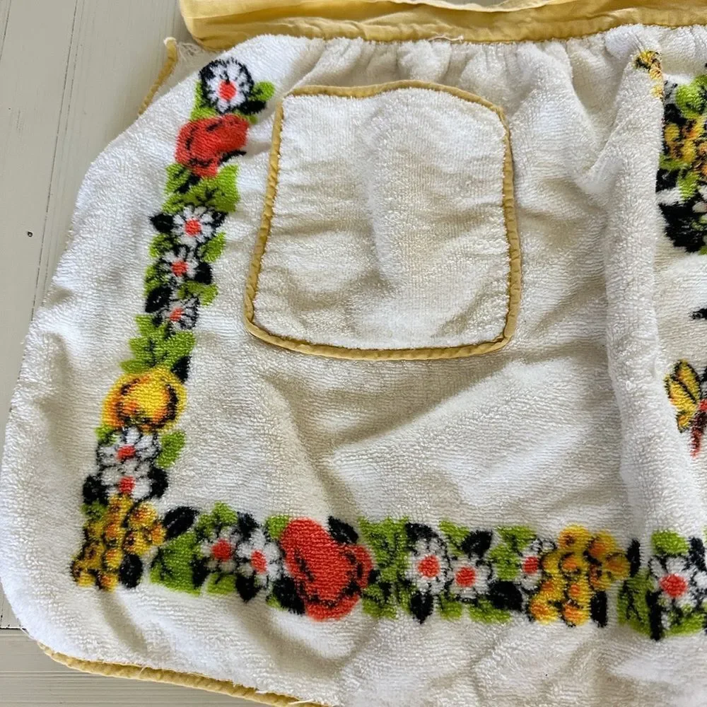 Vintage 70's Apron Half Waist Tie White Yellow Food Vegetable Fruit Dragon Fly